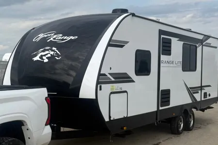 Highland Ridge RV Range lite 241BH Travel Trailer