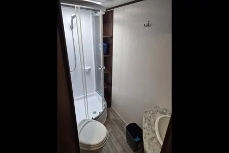 Jeff's Jayco Jay Feather 27BH Travel Trailer