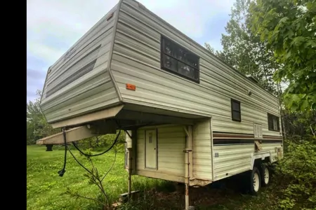 Zachary's Terryresort Fift wheel Fifth Wheel