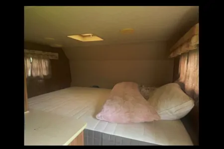 Zachary's Terryresort Fift wheel Fifth Wheel