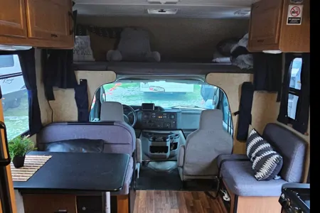 Thor Motor Coach Majestic 23A-C-Unlimited Mileage