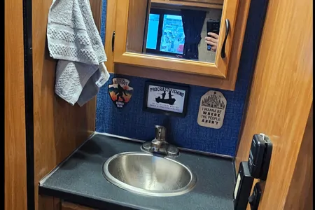 Thor Motor Coach Majestic 23A-C-Unlimited Mileage