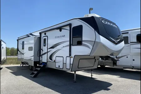 Cougar Camping 364-BHL Fifth Wheel