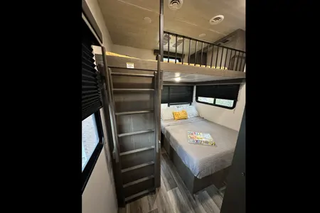 Cougar Camping 364-BHL Fifth Wheel