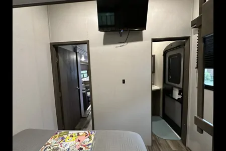 Cougar Camping 364-BHL Fifth Wheel