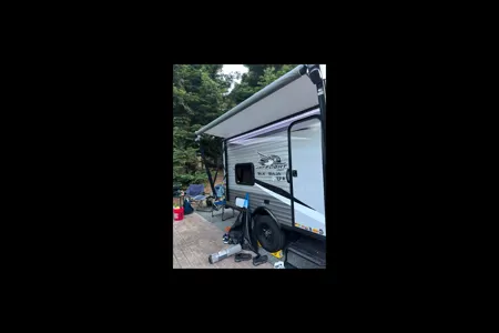 Henry's Jayco Jay Flight 154BH Travel Trailer