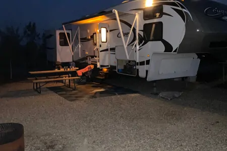 Spacious and Cozy Travel Trailer- Ready for Your Next Adventure!