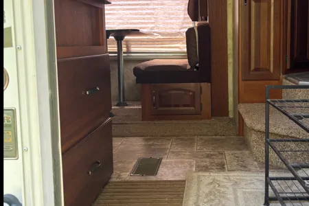 Spacious and Cozy Travel Trailer- Ready for Your Next Adventure!