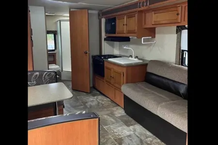 Okanagan Leisure's Gulf Stream Gulfbreeze Travel Trailer