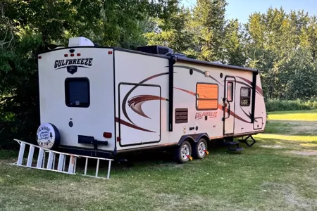 Okanagan Leisure's Gulf Stream Gulfbreeze Travel Trailer