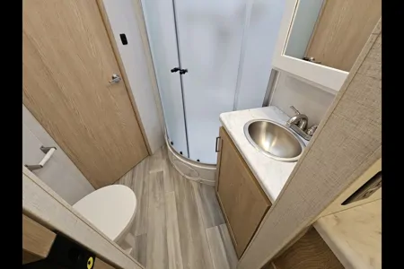 Roadtrip Express!! 2026 Fourwinds Class C 31E