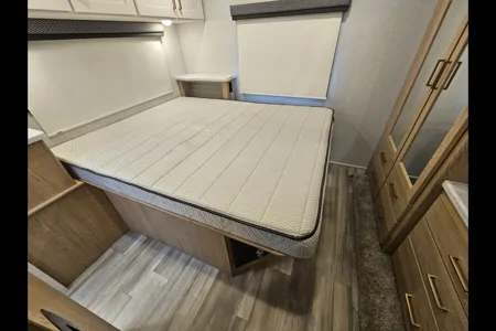 Roadtrip Express!! 2026 Fourwinds Class C 31E