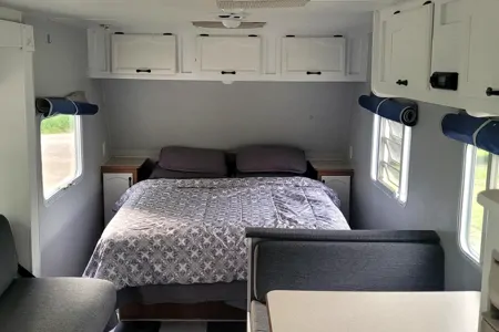 Dan's Gulfstream Amerilight Travel Trailer