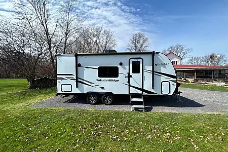 New 2025 Starcraft 24ft. Trailer- free private shuttle - Susi