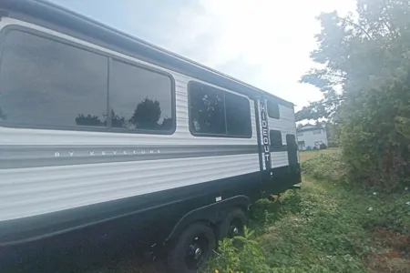 "The Roaming Retreat" 32 Foot 2022 Travel Trailer