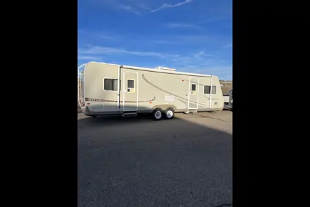 32FT Evanston WY R-Vision HSE Travel Trailer