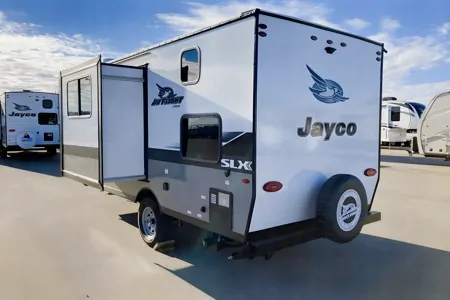 SUNNYS  & JANES BRAND NEW TRAILER GETAWAY