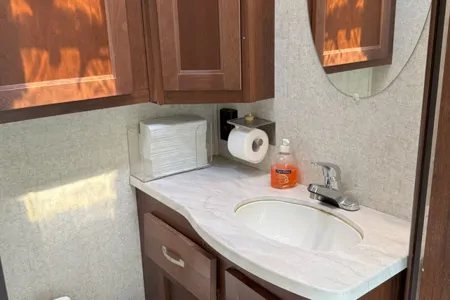 Pet-Friendly Motorhome Rental Forest River Forester Class C Motorhome