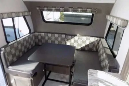 PERFECT and COMFORTABLE RPOD 190 Travel Trailer