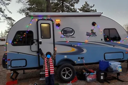 PERFECT and COMFORTABLE RPOD 190 Travel Trailer