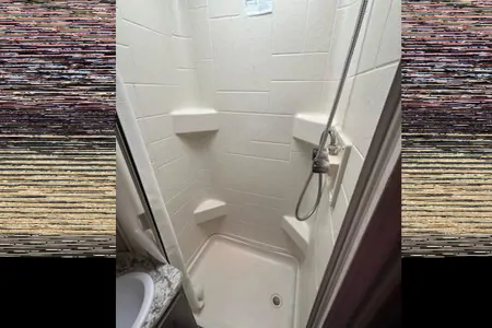 PERFECT and COMFORTABLE RPOD 190 Travel Trailer