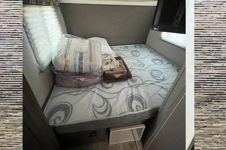 PERFECT and COMFORTABLE RPOD 190 Travel Trailer