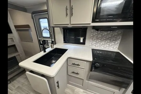 Alyssa's Forest River Vibe Travel Trailer