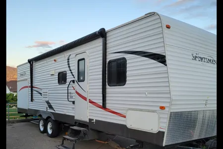 mike's Sportsman Kz321 Travel Trailer