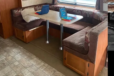 mike's Sportsman Kz321 Travel Trailer