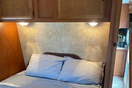 mike's Sportsman Kz321 Travel Trailer