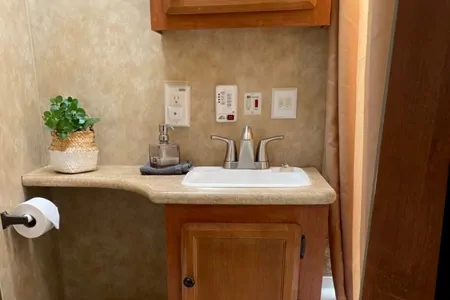 mike's Sportsman Kz321 Travel Trailer