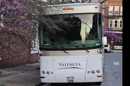 Ronald 's Thor Motor Coach Valencia Class A