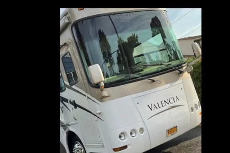 Ronald 's Thor Motor Coach Valencia Class A