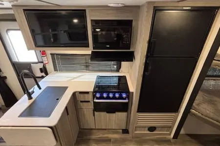 Joshua's Keystone Passport 22BHW Travel Trailer