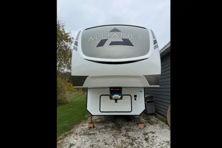 Alliance RV Paradigm 385FL Fifth Wheel