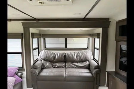 Alliance RV Paradigm 385FL Fifth Wheel