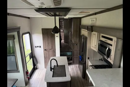 Alliance RV Paradigm 385FL Fifth Wheel