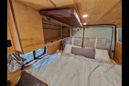 Sherpa: Dodge Sprinter Class B Van