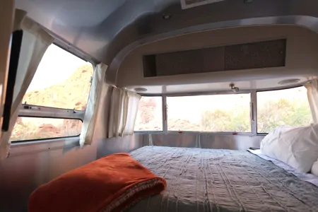 25ft Airstream - with Solar - 1/2 Ton Towable