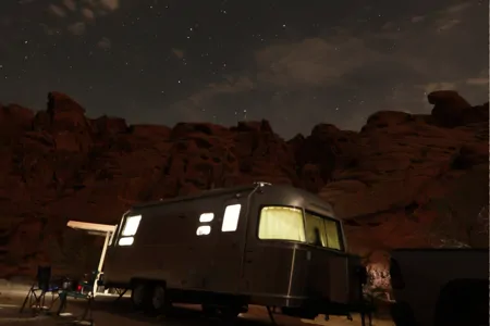 25ft Airstream - with Solar - 1/2 Ton Towable