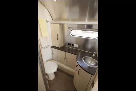 25ft Airstream - with Solar - 1/2 Ton Towable