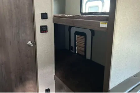 21' Keystone Passport Travel Trailer