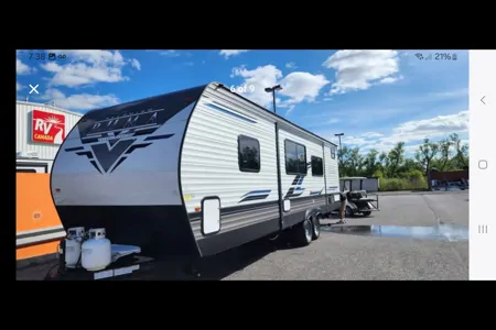 Palomino Puma 28DBFQ Travel Trailer