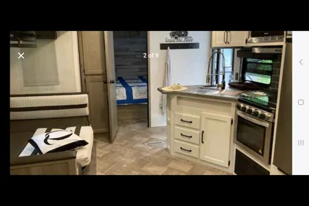 Palomino Puma 28DBFQ Travel Trailer