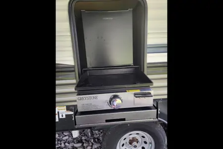 Palomino Puma 28DBFQ Travel Trailer
