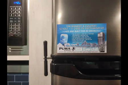 Palomino Puma 28DBFQ Travel Trailer