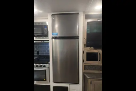 Palomino Puma 28DBFQ Travel Trailer