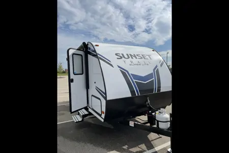 2021 Crossroads RV Sunset Trail SS188BH