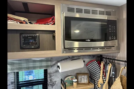 2021 Crossroads RV Sunset Trail SS188BH