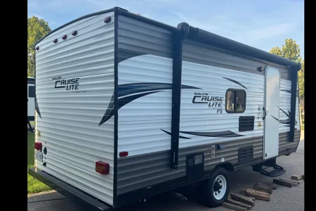 Keisha's Forest River 195BH Travel Trailer